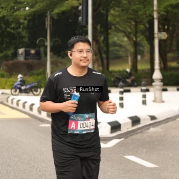 Runner Photo 4264360