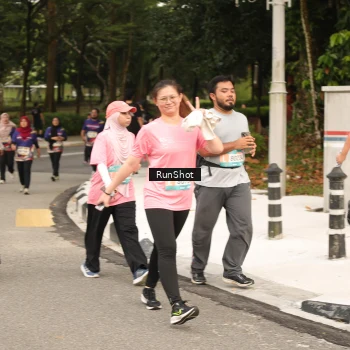Runner Photo 4264405