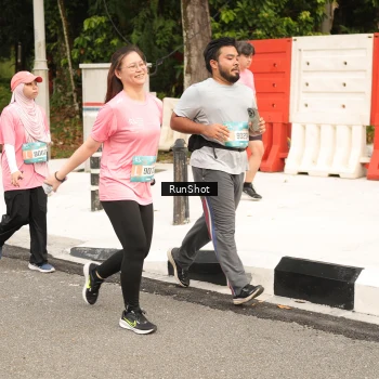 Runner Photo 4264407
