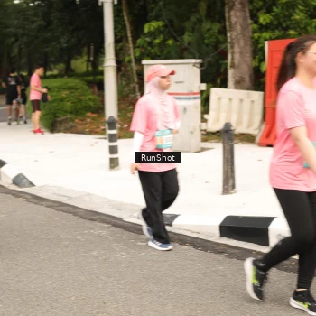 Runner Photo 4264412