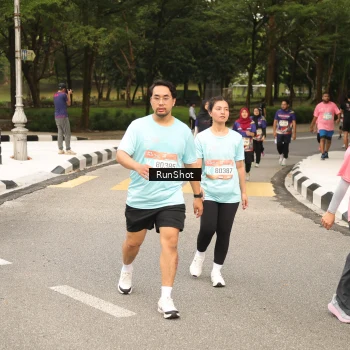 Runner Photo 4264417