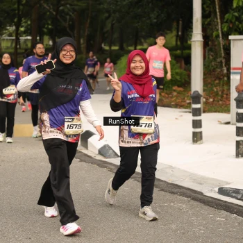Runner Photo 4264443