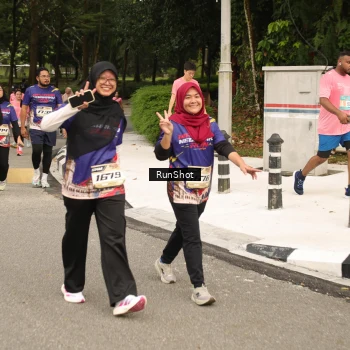 Runner Photo 4264447