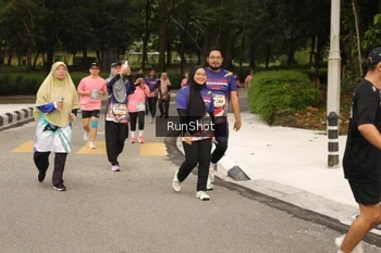 Runner Photo 4264463
