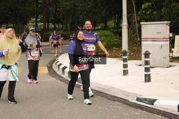 Runner Photo 4264467