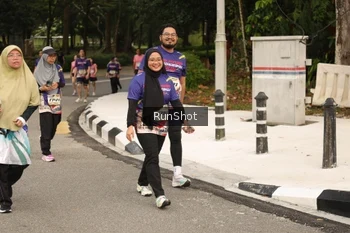 Runner Photo 4264468