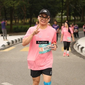 Runner Photo 4264488