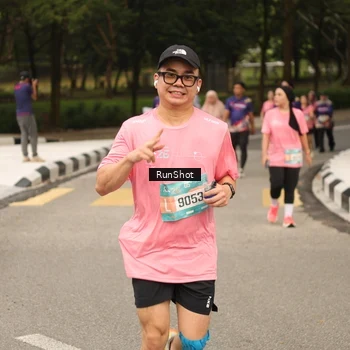 Runner Photo 4264491