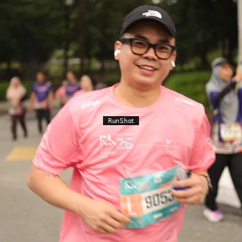 Runner Photo 4264496