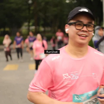 Runner Photo 4264526