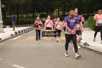 Runner Photo 4264545