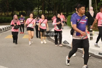 Runner Photo 4264560