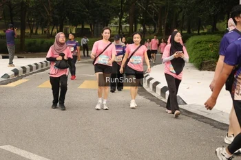 Runner Photo 4264564