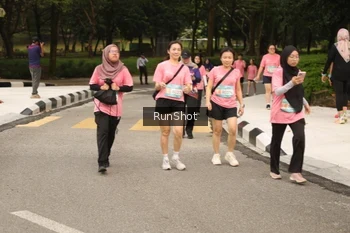 Runner Photo 4264565
