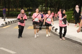Runner Photo 4264567