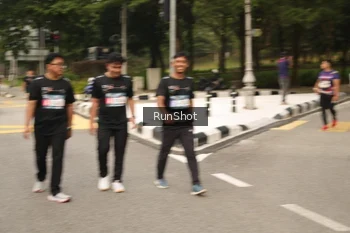 Runner Photo 4264571