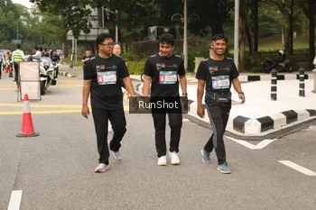 Runner Photo 4264574