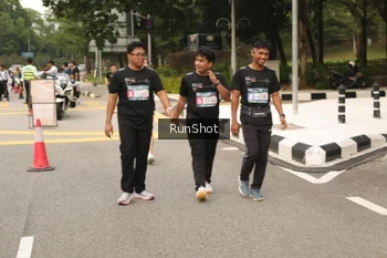 Runner Photo 4264580