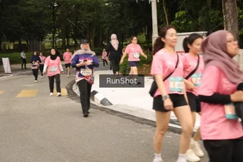Runner Photo 4264581