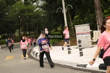 Runner Photo 4264582