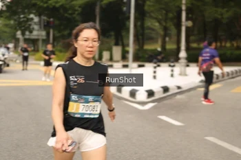Runner Photo 4264592