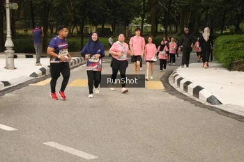 Runner Photo 4264603