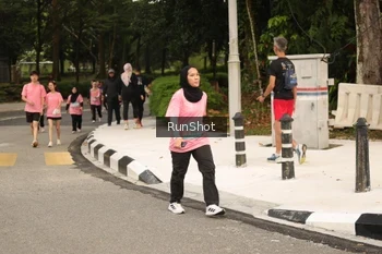 Runner Photo 4264604