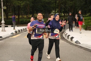 Runner Photo 4264622
