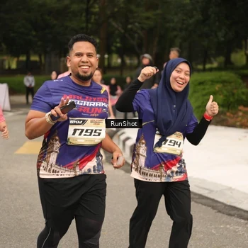 Runner Photo 4264636