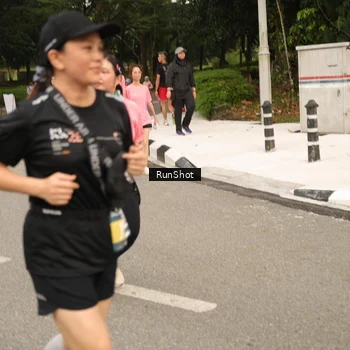 Runner Photo 4264646