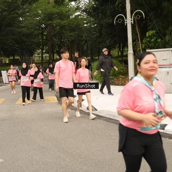 Runner Photo 4264651