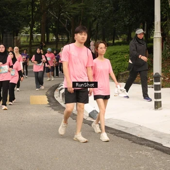 Runner Photo 4264655