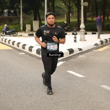 Runner Photo 4264664