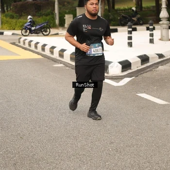 Runner Photo 4264665