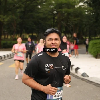 Runner Photo 4264684