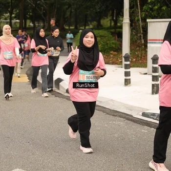 Runner Photo 4264699