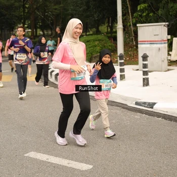 Runner Photo 4264741