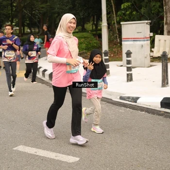 Runner Photo 4264742