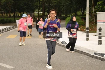 Runner Photo 4264754