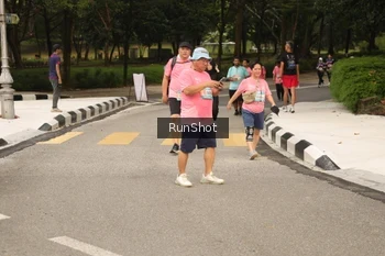 Runner Photo 4264765