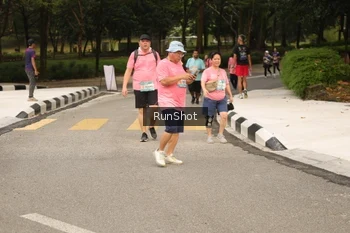 Runner Photo 4264767