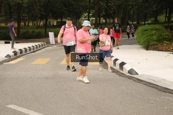 Runner Photo 4264772