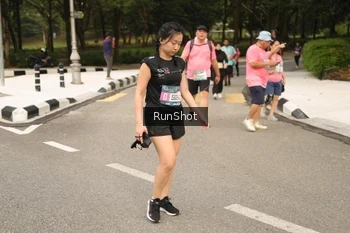 Runner Photo 4264780