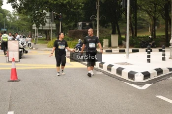 Runner Photo 4264788