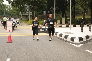 Runner Photo 4264792