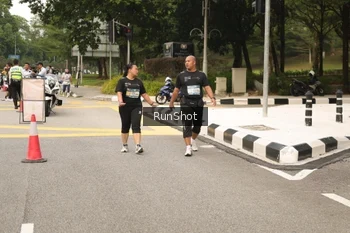 Runner Photo 4264810