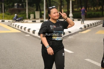 Runner Photo 4264833