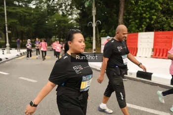 Runner Photo 4264846
