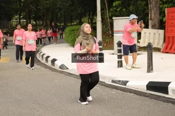 Runner Photo 4264851