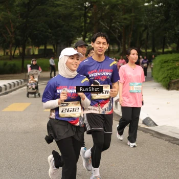 Runner Photo 4264864
